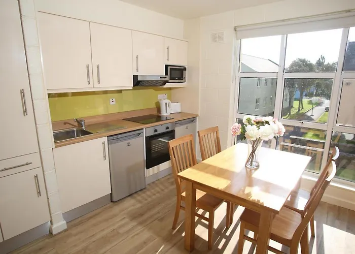 Апартаменты Corrib Village Apartments University Of Galway